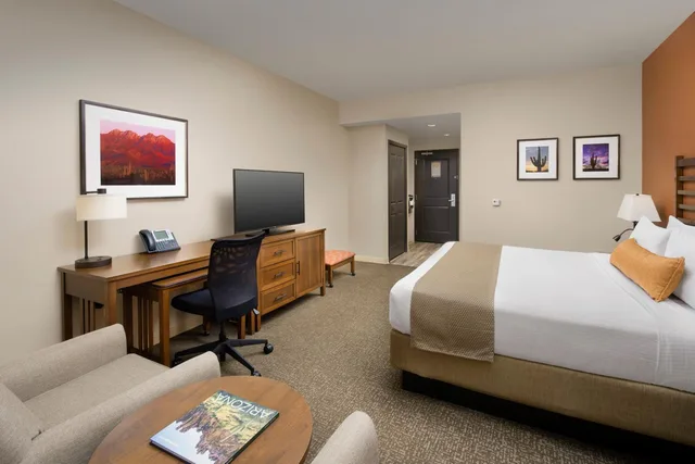 Room, King Bed, Pool View, Wekopa Casino Resort 1/2