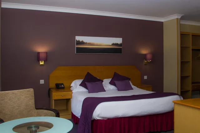 غرفة بسرير مزدوج، Essex Golf & Country Club 3/6