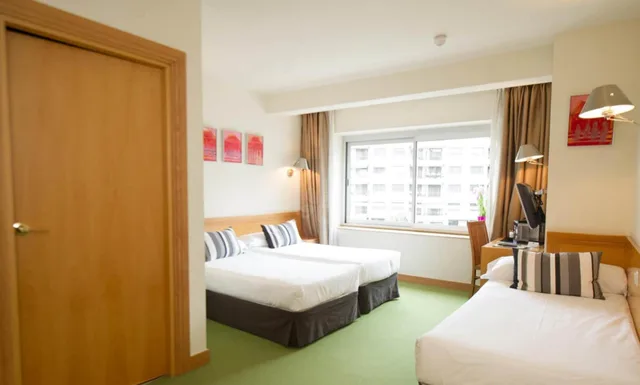 غرفة بسريرين منفصلين، Hotel Zaragoza Plaza 4/10