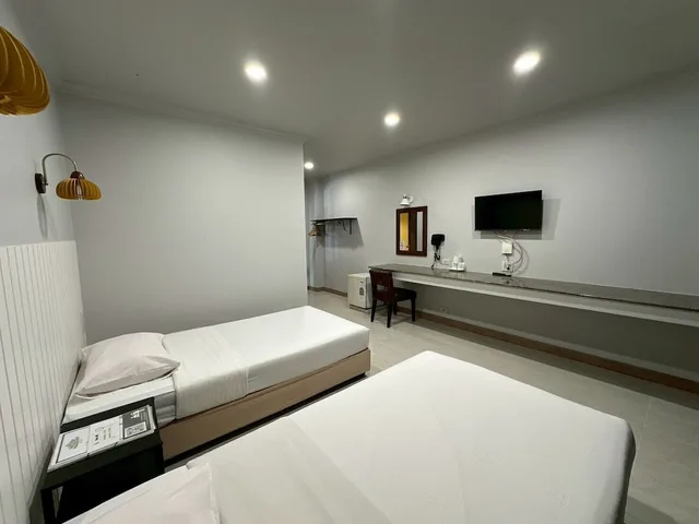 غرفة قياسية بسريرين منفصلين بإطلالة على المدينة، Rattana View Hotel 1/3