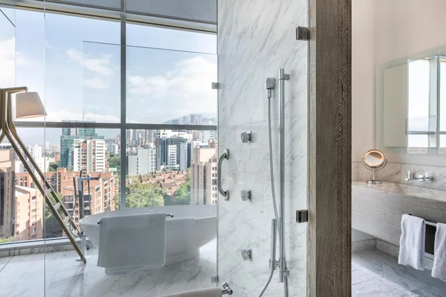 جناح رئاسي بسرير كينج مع دخول الصالة، Medellin Marriott Hotel 4/9
