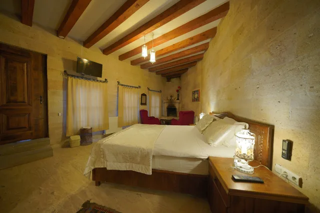 غرفة كومفورت بسرير كوين، Salkim Cave House 2/4