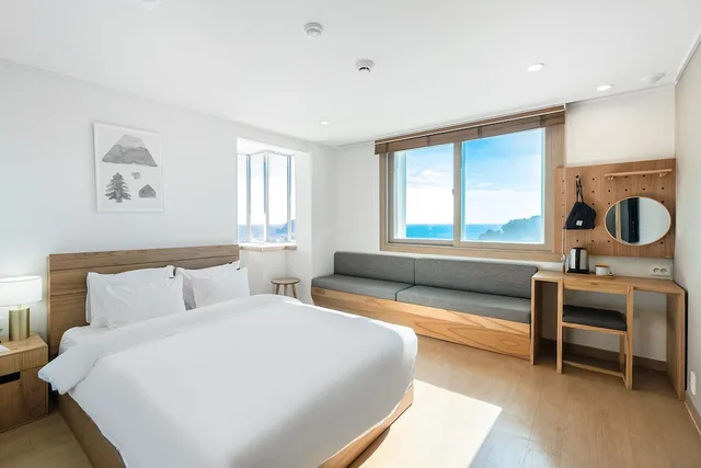 Panorama, Double Bed, Ocean View، Heyy Seogwipo 3/4