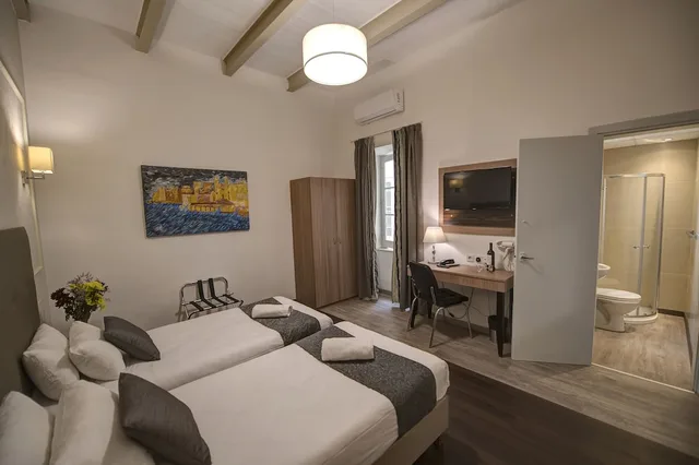 غرفة قياسية مفردة بسرير مزدوج، Europa Hotel 4/6