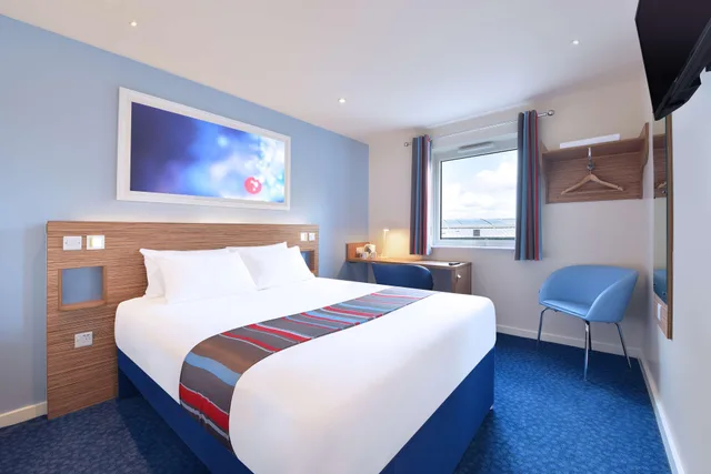 Double Room, Travelodge Belfast Central 4/7