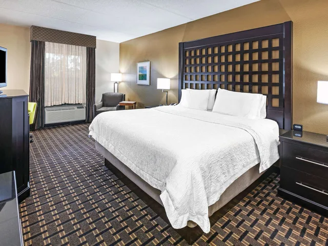 غرفة قياسية بسرير كينج، Comfort Inn Sherman - Denison Area 2/5