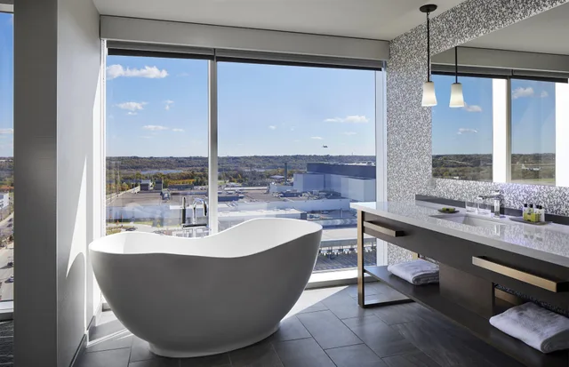 جناح بغرفة نوم واحدة مع أريكة، INTERCONTINENTAL MINNEAPOLIS - ST. PAUL AIRPORT 2/2