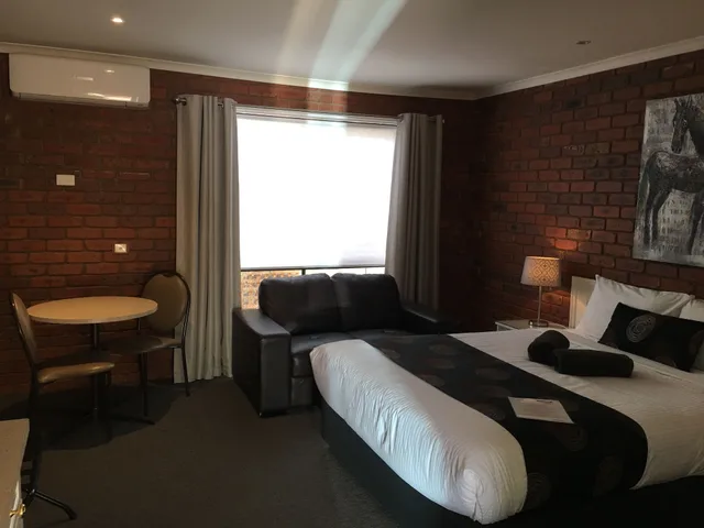 غرفة ديلوكس بسرير كينج، Melton Motor Inn & Apartments 2/3