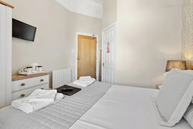 غرفة بسرير مزدوج، The Beach Front Guest House 4/10