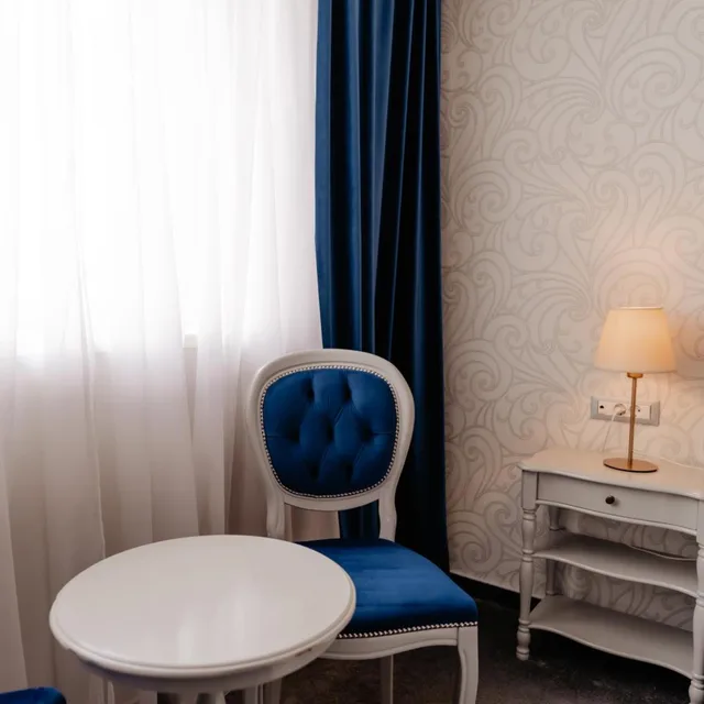 Standard, Double or Twin Bed, Roman By Dumbrava 9/10