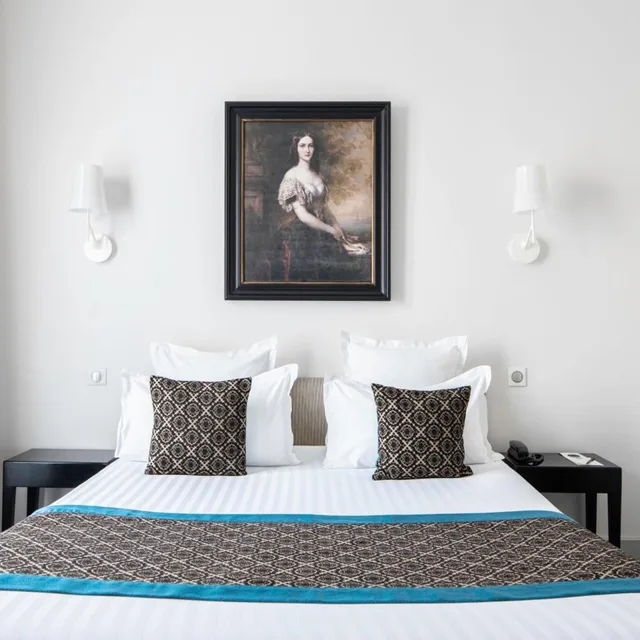 غرفة سوبيريور بسرير كينج، Bradford Elysees Astotel 1/8