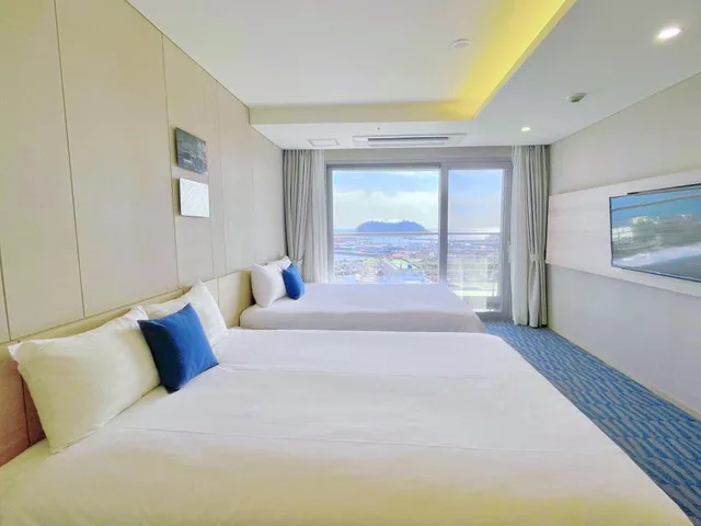 Executive, Family, Twin Beds, No Parking، Hotel Bridge Seogwipo 1/1