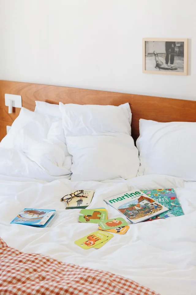 غرفة بسرير كوين بشرفة، Alfred Hotels Paris Gare du Nord 3/6