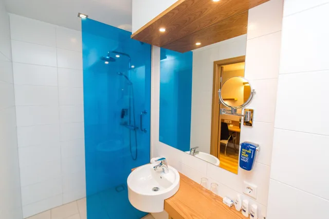 غرفة بسرير كوين، Park Inn By Radisson Reykjavik Keflavik Airport 18/19