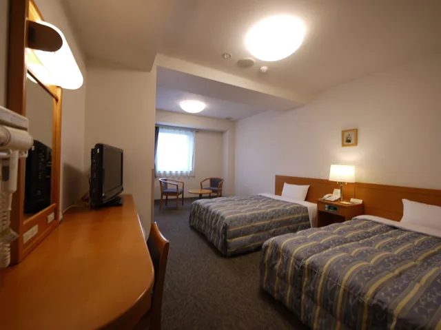 غرفة بسريرين منفصلين، Hotel Route-Inn Niihama 3/8