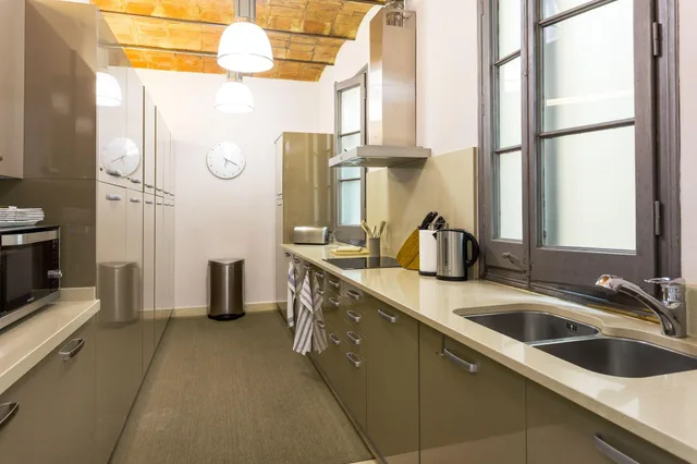 شقة سوبيريور بإطلالة على المدينة بـ6 غرف نوم، Quartprimera Apartments 10/10