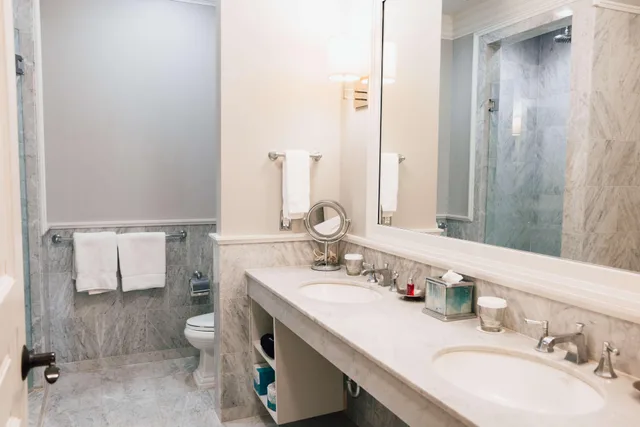 جناح بسرير كينج، Royal Park Hotel 4/5