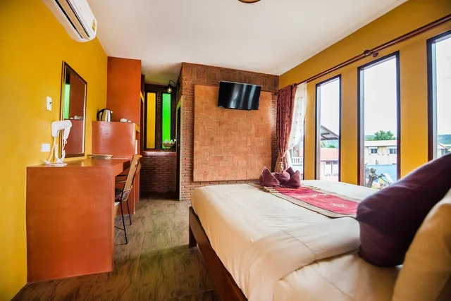 1 Bedroom, Classic, King Bed, Balcony, Pongphen Guesthouse 10/10