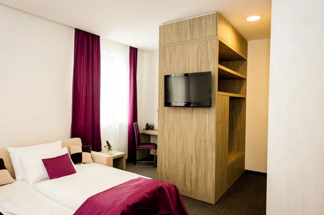 غرفة سوبيريور بسرير كوين مع أريكة، Meksiko Hotel 6/10
