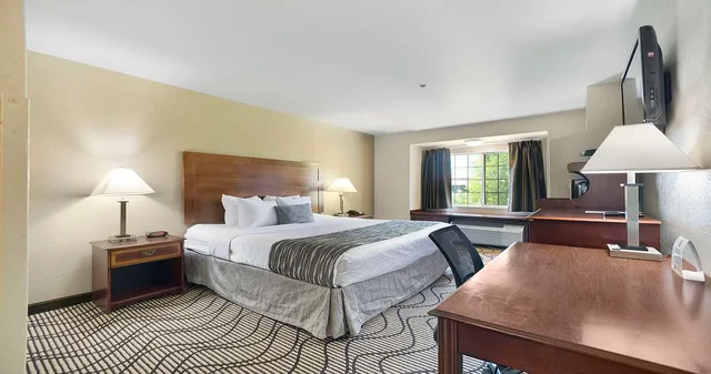 غرفة بسرير كوين لذوي الإعاقة، Surestay Plus Hotel By Best Western Rocklin 3/3