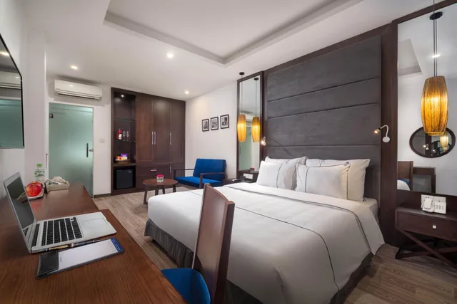 جناح جونيور بسرير كينج بإطلالة على المدينة، Hanoi Bonsella Hotel 2/4