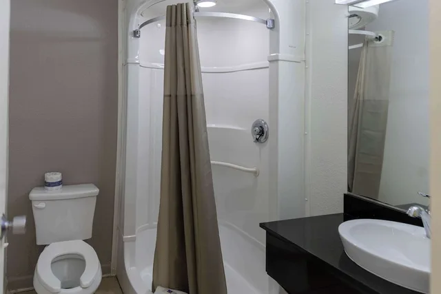 غرفة قياسية بسريرين مزدوجين، Motel6 Lufkin, TX 5/7