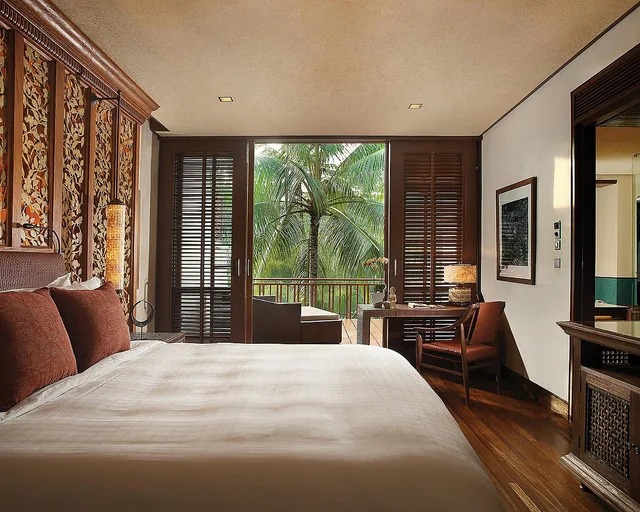 Family Suite, King Bed, Four Seasons Resort Bali at Sayan 1/2