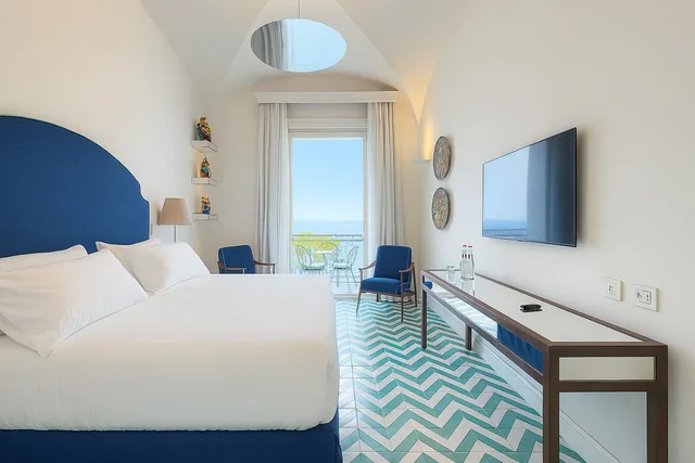 غرفة بإطلالة على البحر، Grand Hotel Europa Palace 1/10