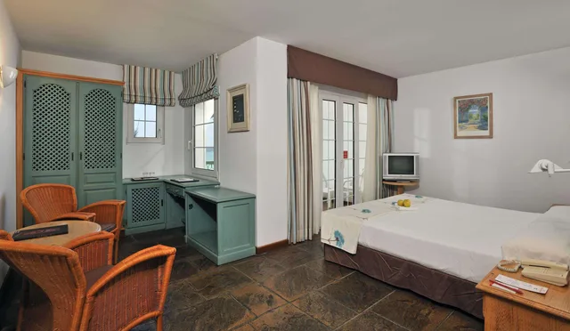 غرفة بسرير مزدوج بإطلالة على البحر، Sol Los Fenicios Hotel - Adults Only 3/3