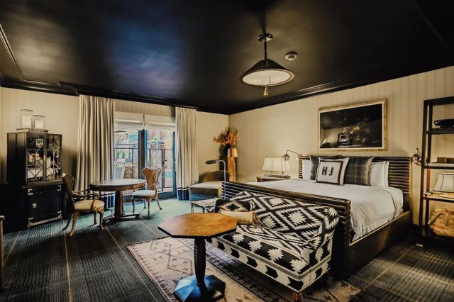 Junior Suite, Pool Side، Hotel Jerome An Auberge Resort 2/3