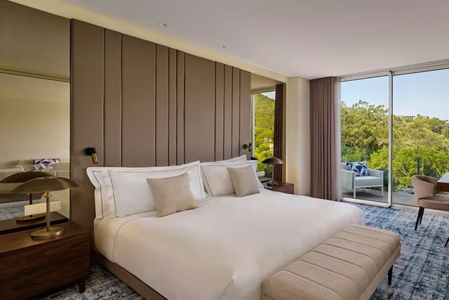 3 Bedrooms, Family, Penthouse, 3 Double Beds, Golf Course View، Penha Longa Resort 1/5