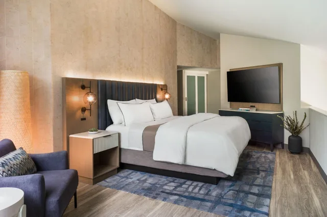جناح تنفيذي بسرير كينج، The Westin San Diego Bayview 1/5