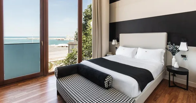 غرفة ديلوكس بسرير كوين، SeePort Hotel 4/10