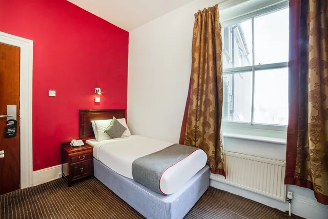 غرفة قياسية مفردة، OYO The Strand Hotel 3/4