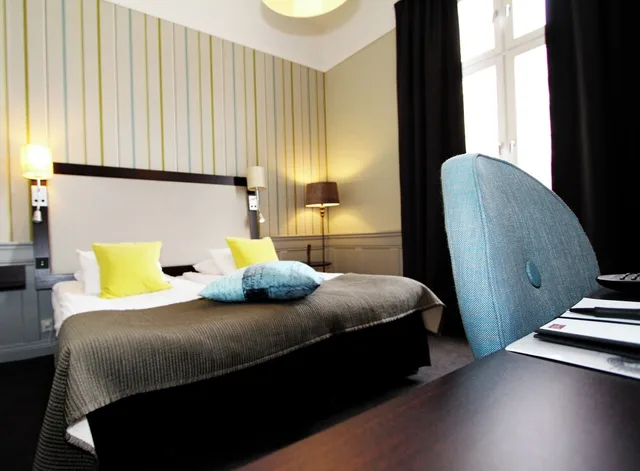 غرفة قياسية بسريرين منفصلين، Home Hotel Post 6/10