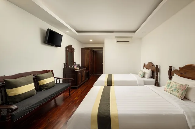 غرفة ديلوكس بسريرين منفصلين بإطلالة على المسبح، La Residence WatBo Hotel 1/10