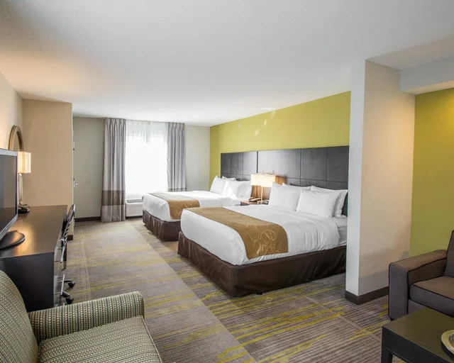 جناح سوبيريور بسريرين كوين مع أريكة، Comfort Suites Miami Airport North 6/10