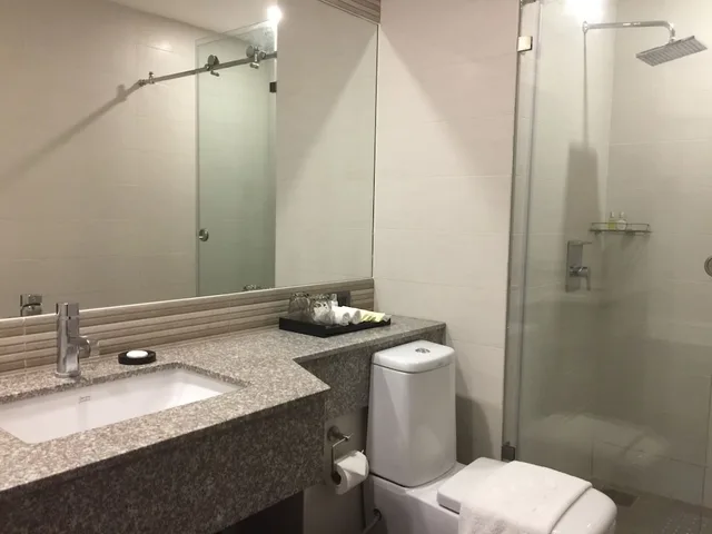 جناح بريميير بسرير كينج، Mezzo Hotel 4/5