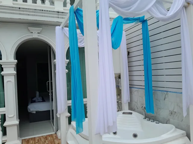 Deluxe, Double Bed, Side Sea View، MODERN LIVING HOTEL 10/10