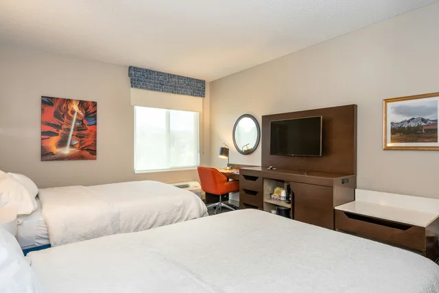 غرفة بسريرين كوين، Hampton Inn And Suites Flagstaff 1/4