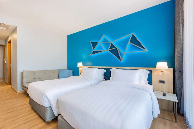 غرفة ديلوكس بسريرين منفصلين بشرفة، Bluesotel Smart Krabi Aonang Beach Adults Only 1/6