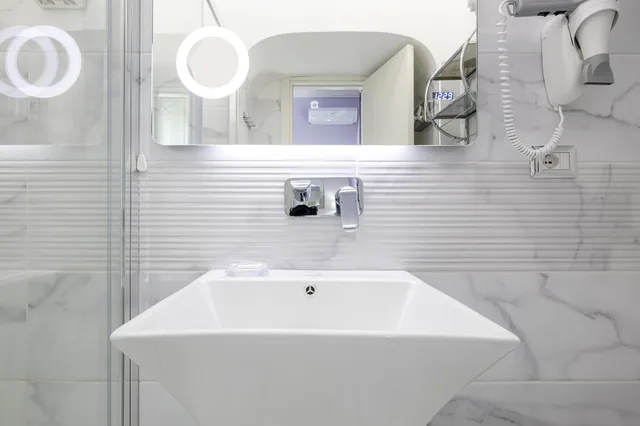 غرفة تنفيذية بسرير كينج بإطلالة على المدينة بشرفة، The One Boutique Hotel & Spa - Adults Only 5/8