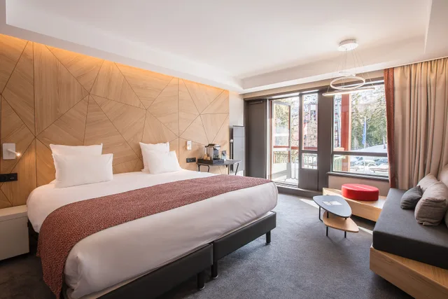 غرفة قياسية بسرير مزدوج بشرفة، Hotel Mercure Les Arcs 1800 & Spa 2/4