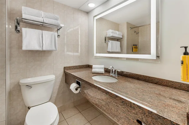 غرفة بسريرين كوين، Best Western Plus Ottawa City Centre 7/10