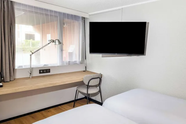 غرفة قياسية بسريرين منفصلين، CAMPANILE THIONVILLE - YUTZ 6/9