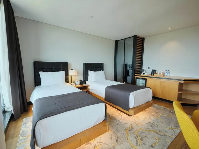 غرفة ديلوكس بسريرين منفصلين بإطلالة على البحر، METROPOLITAN HOTELS BOSPHORUS 6/10