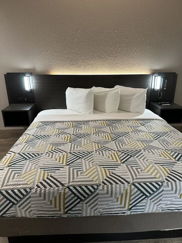 غرفة قياسية بسرير كينج، Motel6 Pooler, GA - Savannah Airport 9/10