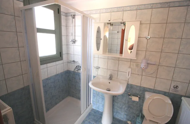 Junior Suite, Studio, Queen Bed، Lagoon View Apartments - Adults Only 3/5