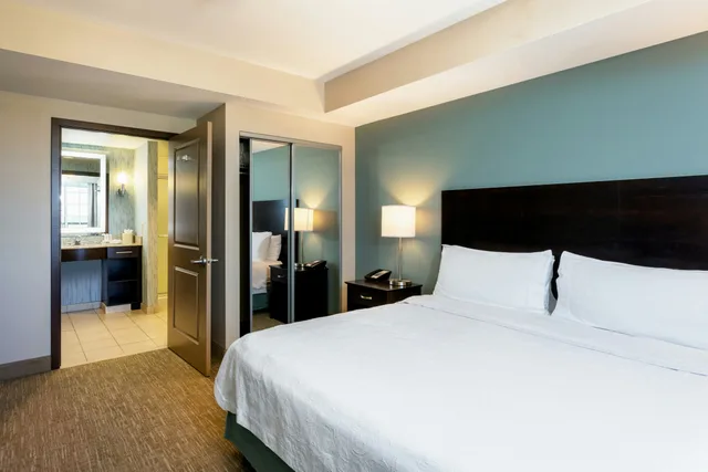 جناح بسرير كينج وسريرين كوين لذوي الإعاقة، Homewood Suites by Hilton Port St Lucie-Tradition 1/10
