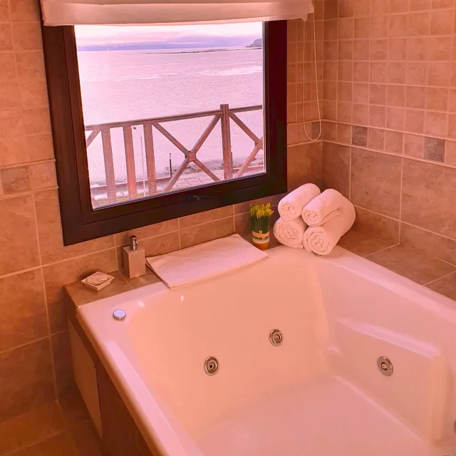 Presidential Suite, Xelena Hotel and Suites 8/9
